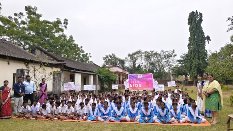 WhatsApp Image 2025-12-01 at 21.37.29